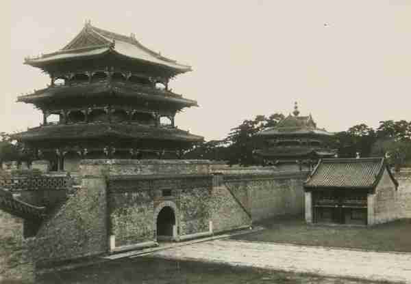 老照片：1930年代沈阳昭陵的核心建筑群