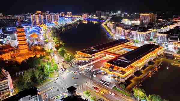 江西石城：夜景美旅游旺